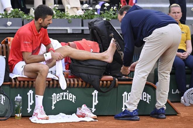 九游棋牌包含重要助攻引发热议！，德约科维奇在巴黎圣日耳曼比赛中出色防守热度持续攀升的词条